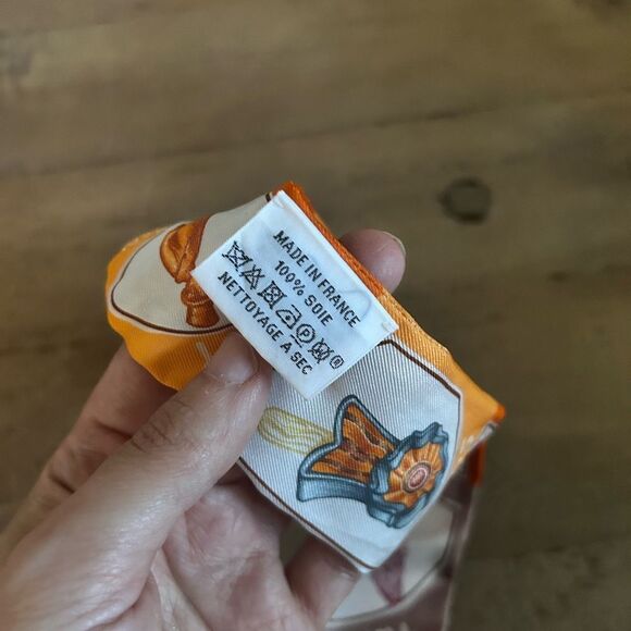 Hermès Orange and White ice cream summer Twilly Scarf - Picture 5 of 7